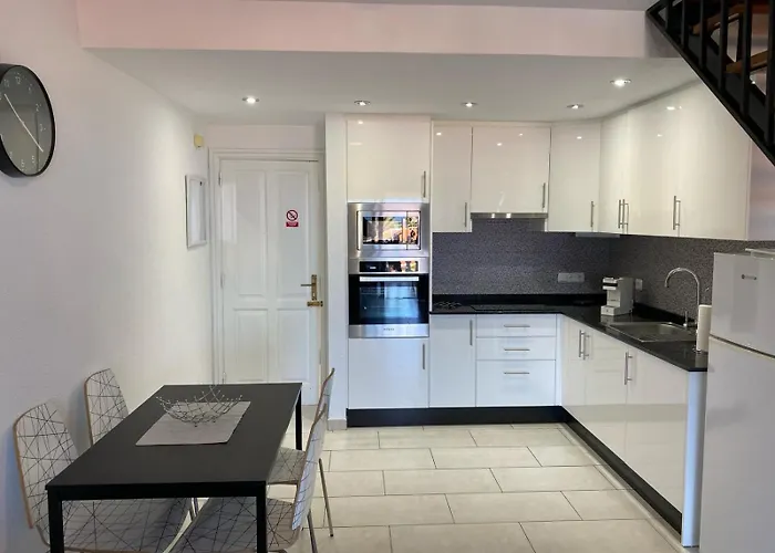 Apartamento Stunning Sea View Tenerife Royal Gardens Resort! Playa de las Américas