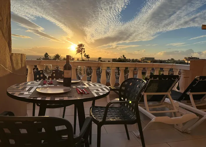 Stunning Sea View Tenerife Royal Gardens Resort! Apartamento Playa de las Américas
